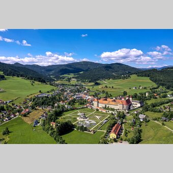 Blick auf Stift St. Lambrecht | © Holzwelt Murau | Tom Lamm