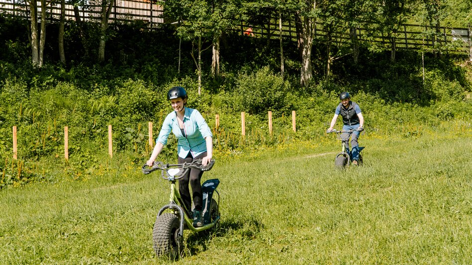 Riesenroller fahren am Salzstiegl | © Region Graz | Mias Photoart