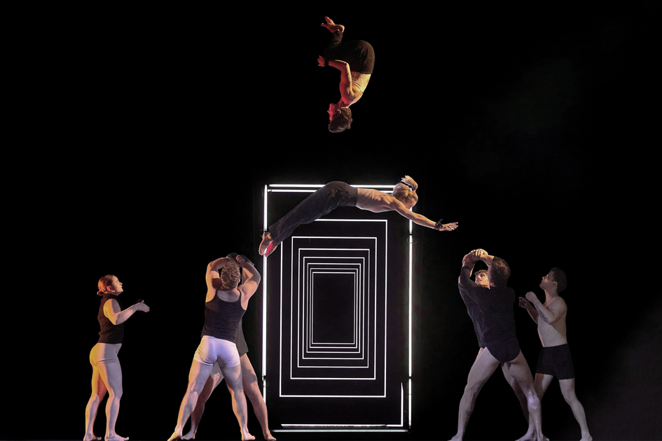 Cirque Noël | Andy Philippson