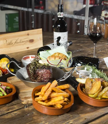 Kulinarischer Hochgenuss im Grazer Bergland | © TV Region Graz | René Vidalli