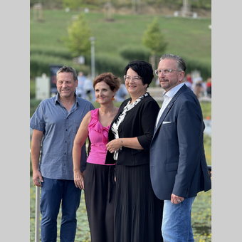 Thomas Apfelthaler und Susanne Haubenhofer (Finanzreferent und Geschäftsführerin Tourismusverband Region Graz), Claudia Stroißnig (Bürgermeisterin Geistthal-Södingberg) und Helmut Linhart (Bürgermeister Köflach) | © Region Graz | Martina Löcker