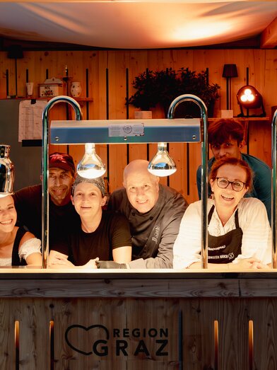 Roman Pekarz vom Kreuzwort (rechts außen) und sein kongeniales Team! | © Region Graz | www.wolfganghummer.com