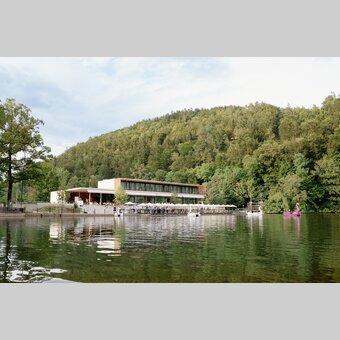 Aperitif auf der Terrasse des „Thaler See Garten“ | © Region Graz | www.wolfganghummer.com