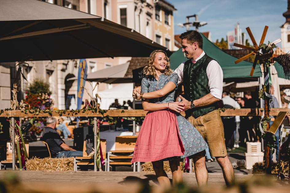 Tanzen am Südsteirischen Herbstfest | © TVB Südsteiermark | Michaela Lorber