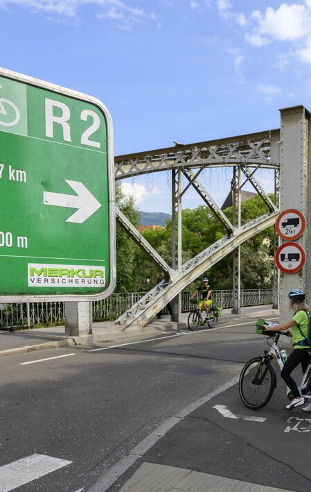 am Murradweg/R2: in Leoben | © Steiermark Tourismus / pixelmaker.at | Robert Sommerauer