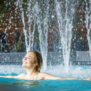 Therme Aqualux Wasserfontäne | © Therme Aqualux | TV Murtal