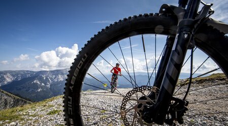 E-Biken auf der Schneealm | © TV Hochsteiermark | Tom Lamm