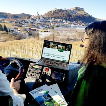 Blick auf die Riegersburg während des 2. Genuss Webinars von Busreisen Steiermark | © Busreisen Steiermark