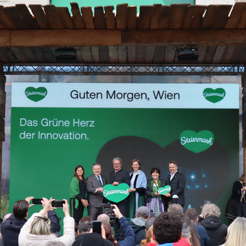 Eröffnung des 24. Steiermark-Frühllings mit dem steirischen Landeshauptmann Drexler und dem Wiener Bürgermeister Ludwig | L. Stranz | © Busreisen Steiermark