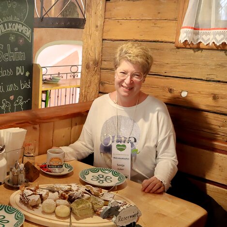 Dessertfreuden auf der Schafalm | © Busreisen Steiermark | Barbara Friedinger | © Busreisen Steiermark