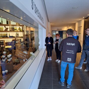 Kroatische Führung durch die Schinkenmanufaktur | B. Friedinger | © Gruppenreisen Steiermark