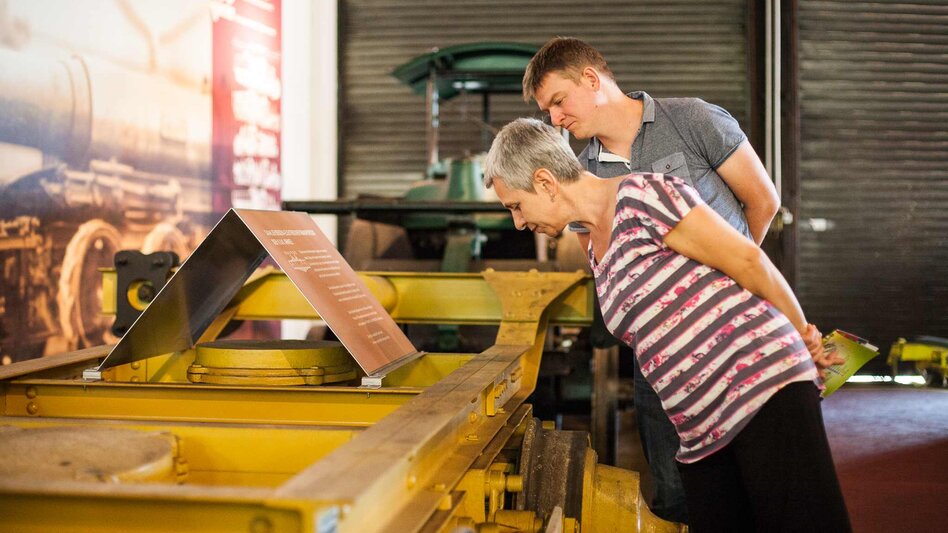 Exponate im Südbahnmuseum | © Busreisen Steiermark