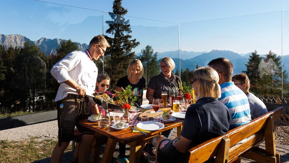 Einkehr im Hollhaus | © Busreisen Steiermark