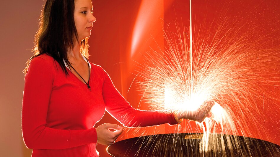 Wasserstrahl - eine Station am Erlebnisrundgang | © Kräftereich