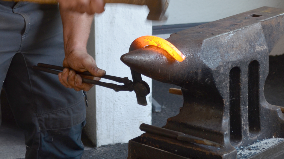 Hufschmied bei der Arbeit | © Spanische Hofreitschule - Lipizzanergestüt Piber GöR