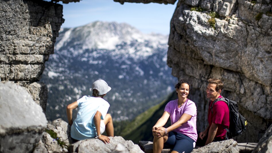 Blick durchs Loserfenster | © TVB Ausseerland-Salzkammergut