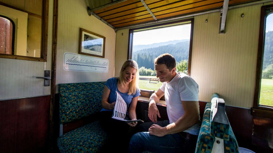 Fahrt mit der Murtalbahn | © StB