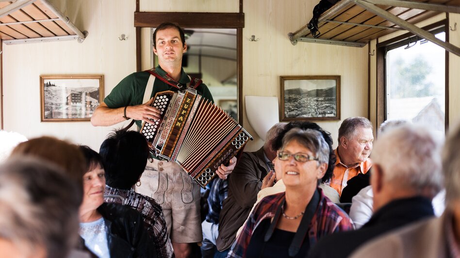 Harmonika-Live-Musik | © Busreisen Steiermark