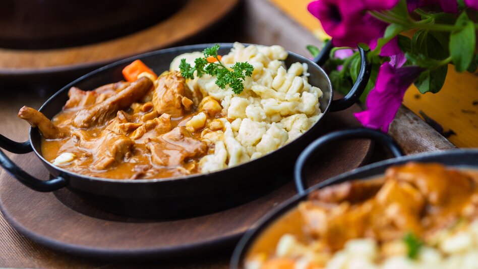 Leckere Hausmannskost | © Dominik Steiner