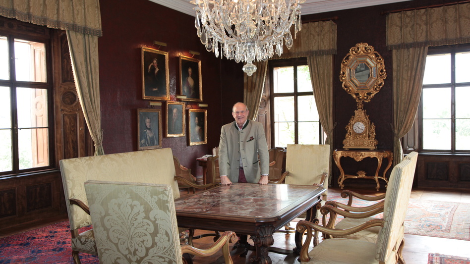 Der Schlossherr begrüßt zur Erlebnisführung | © Bardeau GmbH