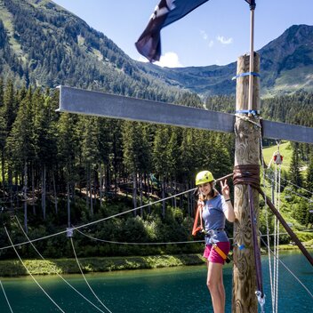 Unterwegs im Alpfox Adventure Park | Tom Lamm | © Alpfox