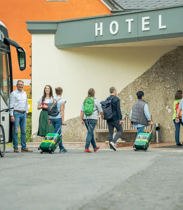 Ankunft beim Hotel | Jaden Gynes | © STG