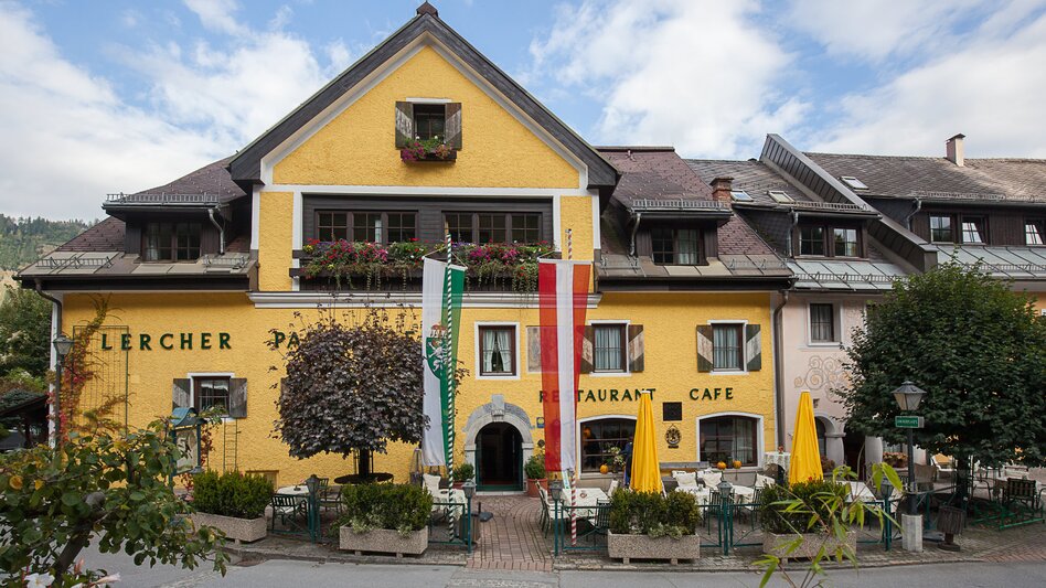 Außenansicht Hotel Gasthof Lercher | © Busreisen Steiermark
