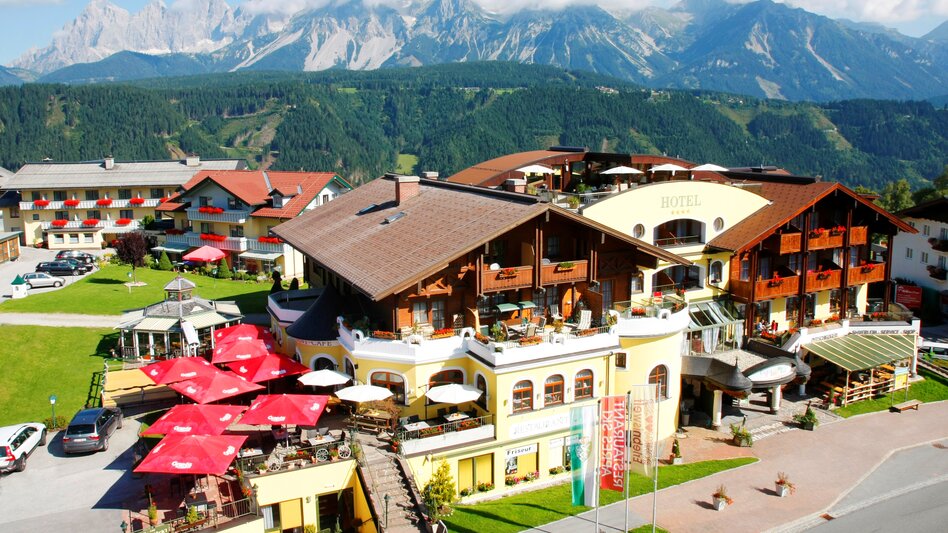 Hotel Außenansicht | © Erlebnishotel Stocker