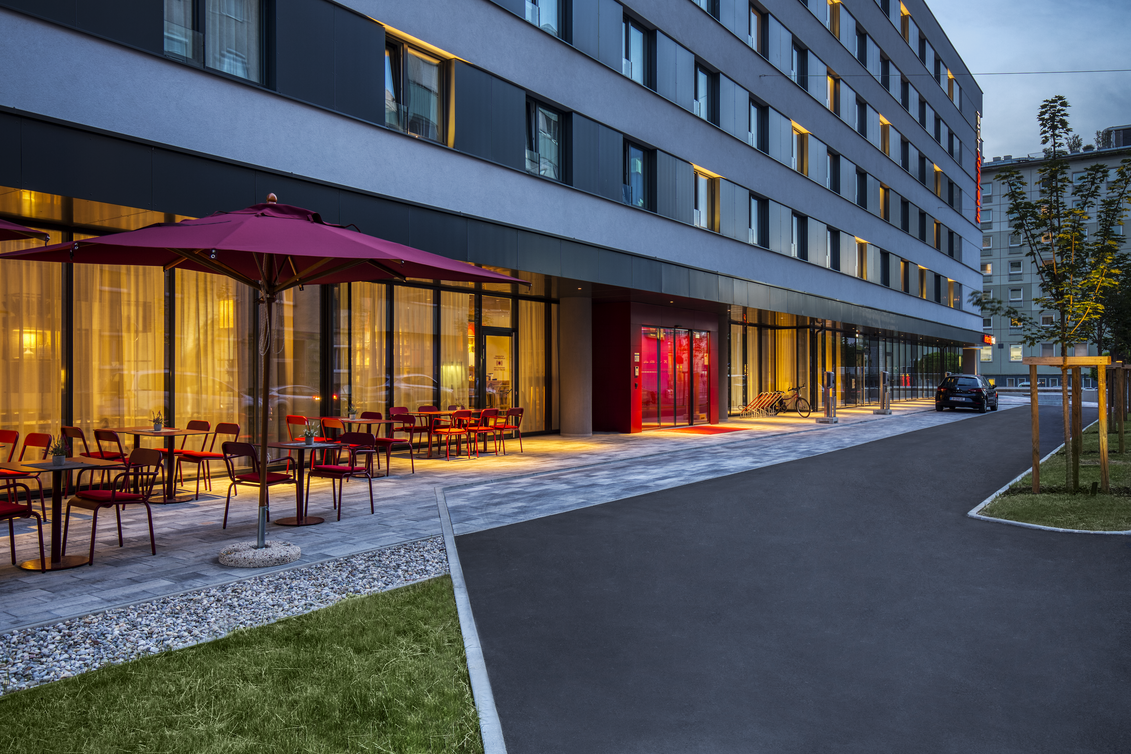 Aussenansicht | © IntercityHotel Graz | Hugo Model | © IntercityHotel Graz