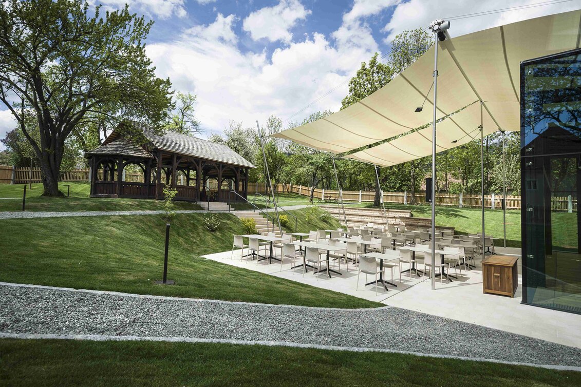 © Tauroa | Philip Platzer | © © Tauroa