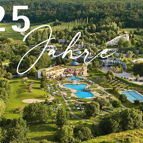 Bad Blumau Flugaufnahme | Rogner Bad Blumau | © Hundertwasser Architekturprojekt | ICONICTURN - Christian Stummer