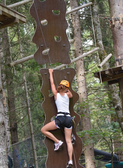 Beim Klettern | © Abenteuerpark Gröbming