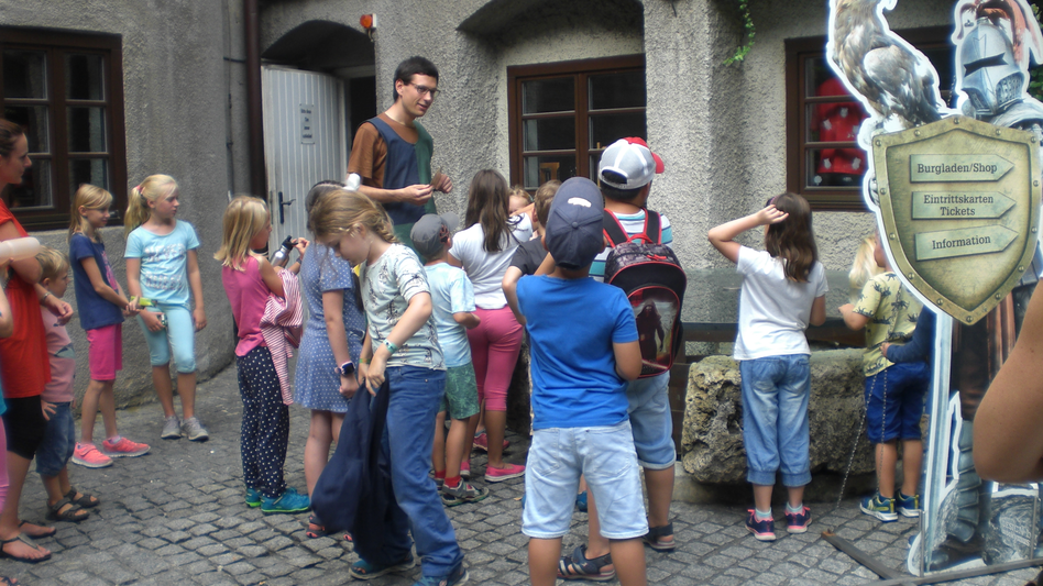 Kinderführung in der Burg Oberkapfenberg | © Burg Oberkapfenberg | Carina Gruber