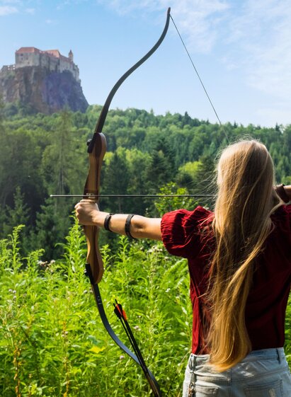 Bogenschießen bei der Riegersburg | © Naturbursch Training Fürstenfeld