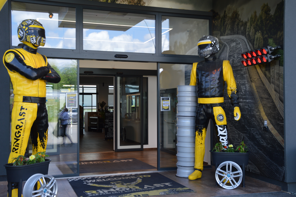 Ringrast Hoteleingang | © Young Styria | L. Stranz | © Young Styria