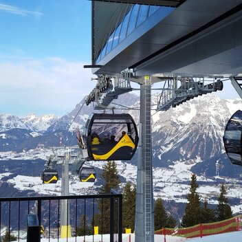 Skifahren auf der Planai | © Young Styria