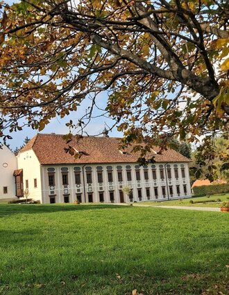Külml Castle, Apfelland-Stubenbergsee in Eastern Styria | Christine Pollhammer | © Oststeiermark Tourismus
