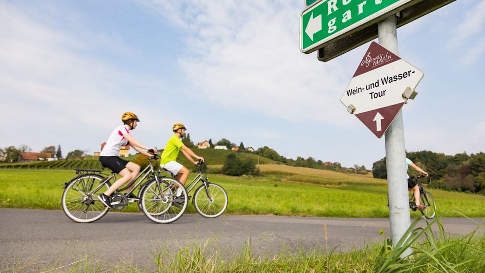 Bike Riding Wine and Water Tour (Wein- und Wasser-Tour) - Touren-Impression #2.2 | © Erlebnisregion Thermen- & Vulkanland