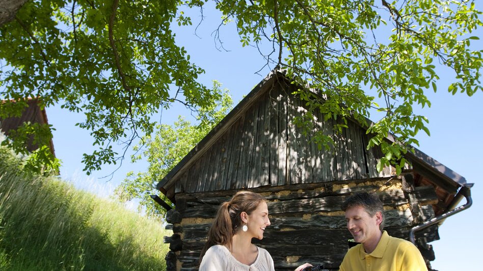 Hiking route Traminerweg, Klöch, 2nd section, "Around the Hochwarth". (Traminerweg, Klöch, 2. Abschnitt, "Rund um den Hochwarth" ) - Touren-Impression #2.4 | © Erlebnisregion Thermen- & Vulkanland