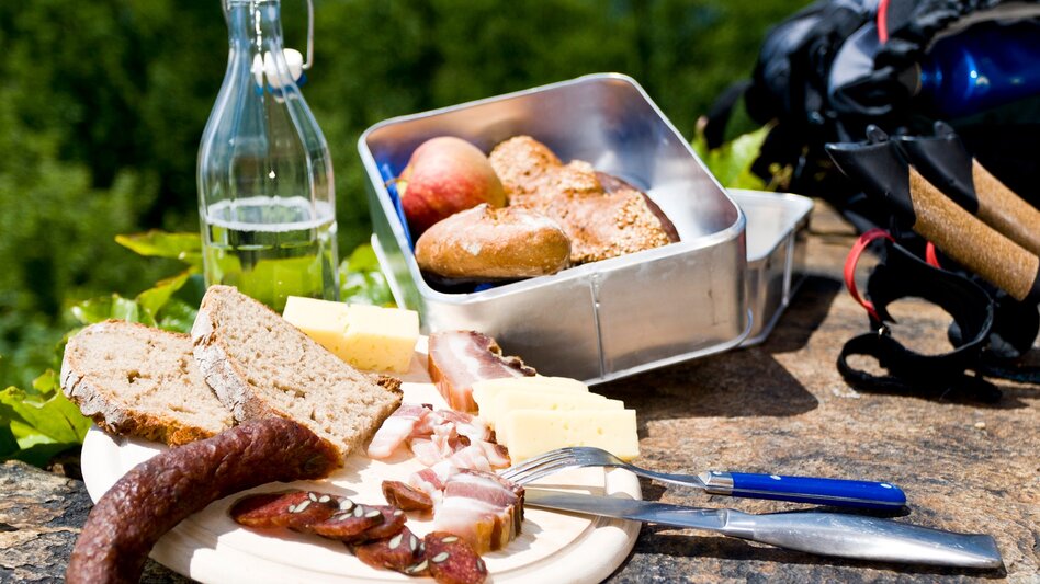 Wanderung Etappe 27 Vom Gletscher zum Wein Nordroute Pöllau - Hartberg - Touren-Impression #2.4 | © (c) Steiermark Tourismus/Leo Himsl