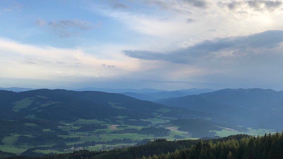 Wanderung Etappe 13 Vom Gletscher zum Wein Südroute Neumarkt - Tonnerhütte Zirbitzkogel - Touren-Impression #2.3 | © Steiermark Tourismus/Martina Traisch