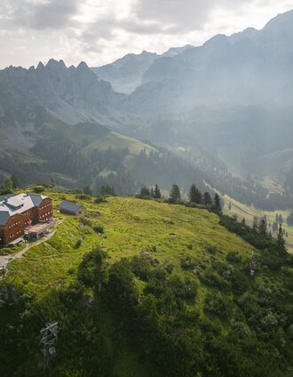 Die Hofpürglhütte | Michael Kuschei | © Weitwanderwege.com