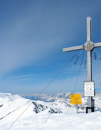 Großes Bärneck - Kreuz 2.071m | Karl Linecker | © Alpenverein Linz