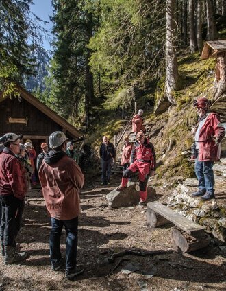 Gruppe vor einer Führung beim Mundloch Annastollen | Gerhard Pilz | © Gerhard Pilz - www.gpic.at