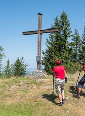 Masenberg: Gipfelkreuz Sommer | © Oststeiermark Tourismus | Helmut Schweighofer | © Oststeiermark Tourismus