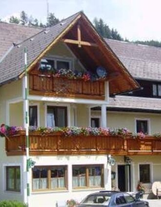 Dorfcafe Hirschegg | Familie Riedl | © Gemeinde Hirschegg