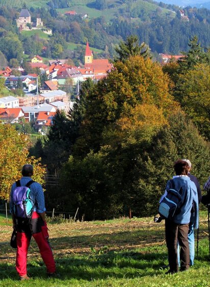 Wanderer im Herbst | © TVB Ligist | Robert Cescutti | © TVB Ligist