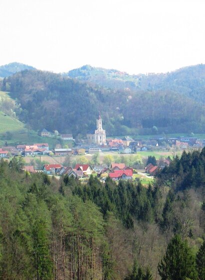 Blick auf St. Johann i. S. | © Südsteiermark | Gemeinde St. Johann i. S. | © Südsteiermark
