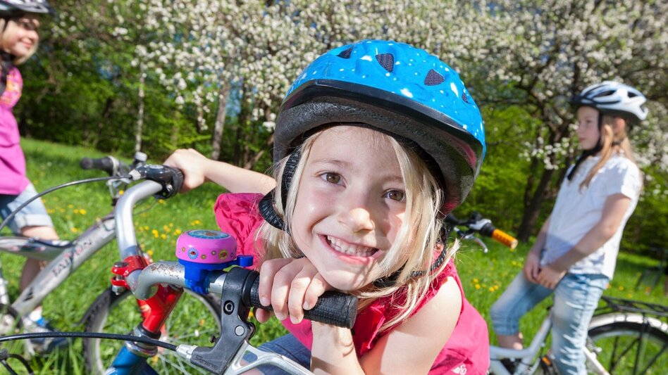 Bike Riding Beetle Bean Tour for Families - Touren-Impression #2.1 | © Steiermark Tourismus/Harry Schiffer
