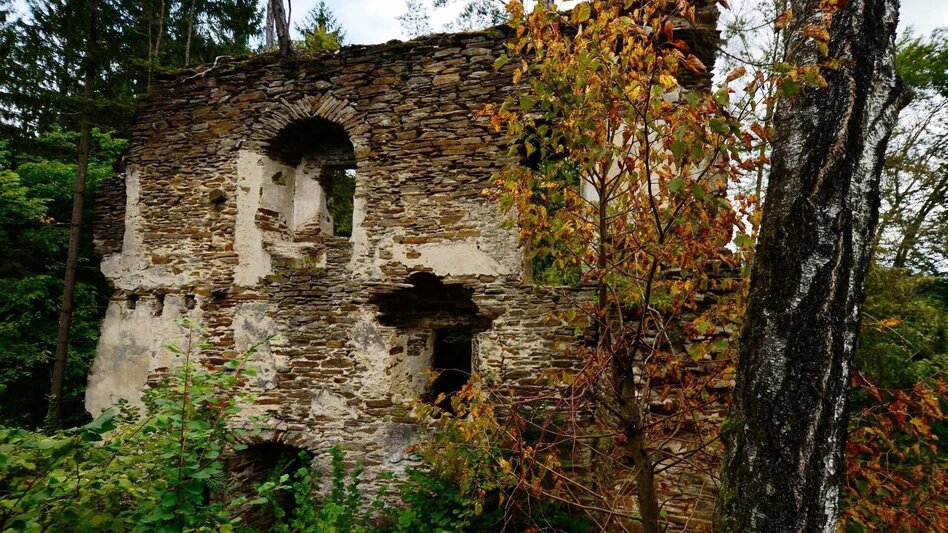 Hiking route Ruinen-Runde: Von Alt Leonroth bis Neu Leonroth - Touren-Impression #2.2 | © Community